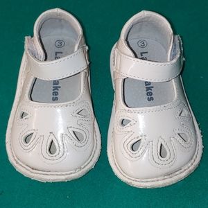 Girls Mary Jane Style Velcro Shoes Cushion Sole